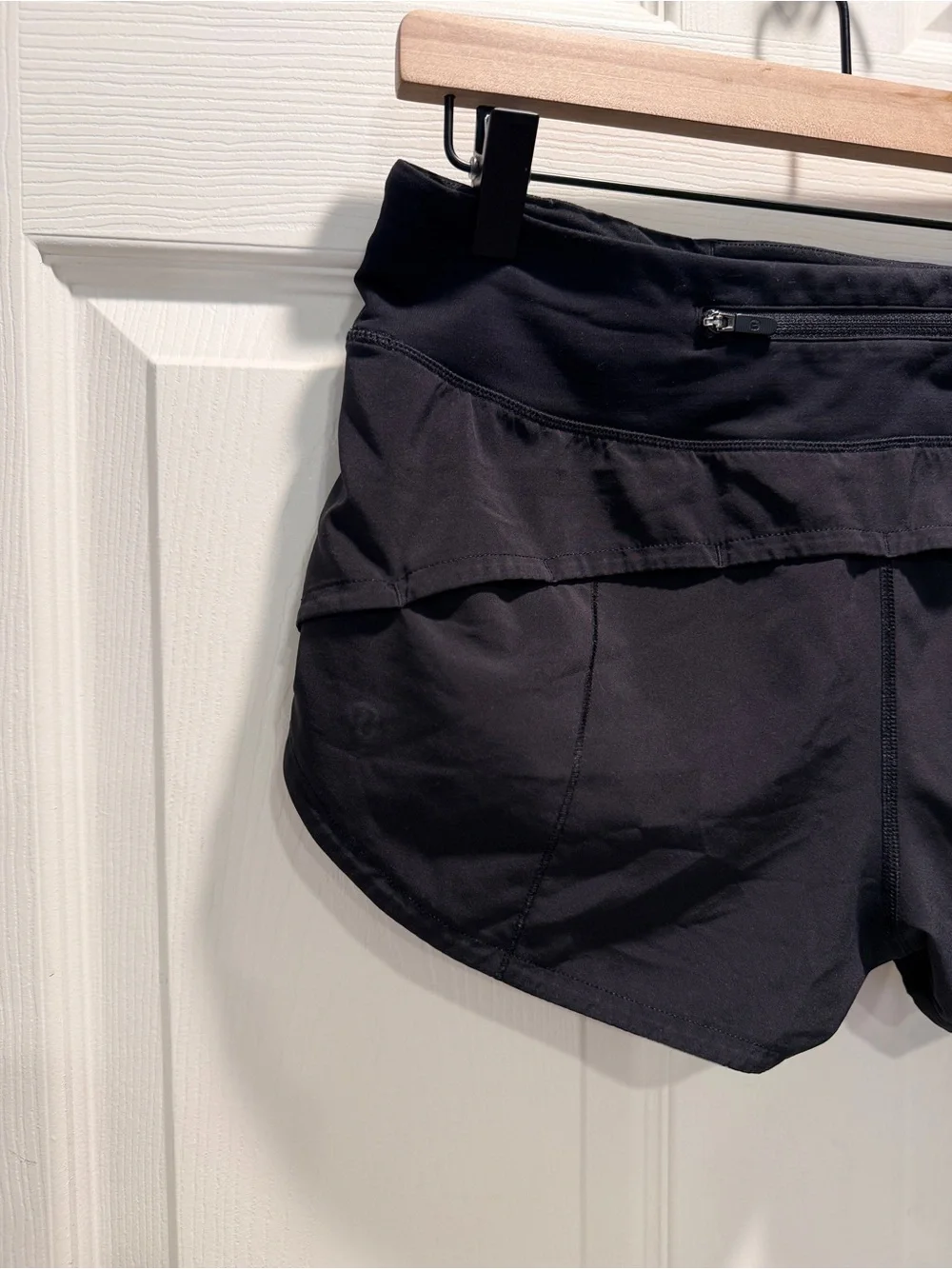 Lululemon Speed Up Short *2.5"
Black-Size 6 - Picture 8 of 10